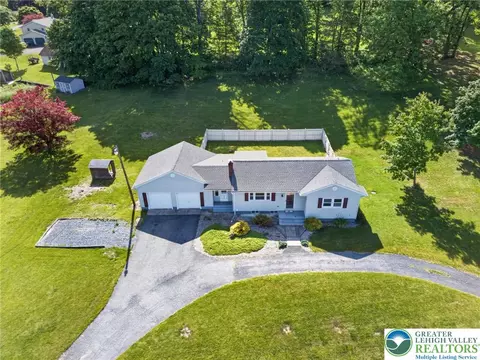 View/Area - 2587 E Scenic, Bath, PA 18014 photo 2 of 8