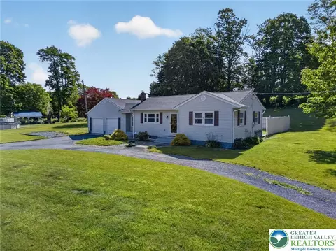 Exterior - 2587 E Scenic, Bath, PA 18014 photo 4 of 15