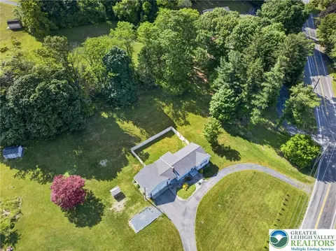 View/Area - 2587 E Scenic, Bath, PA 18014 photo 6 of 8