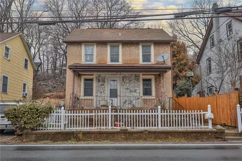 1291 Seidersville Rd, Bethlehem, PA 18015