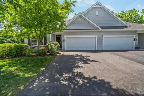 6303 Valor Dr, Bethlehem, PA 18017