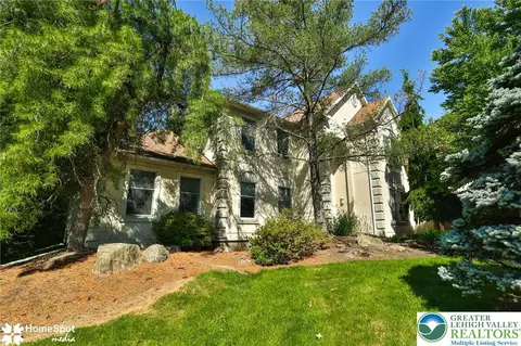1614 Penns Xing, Allentown, PA 18104