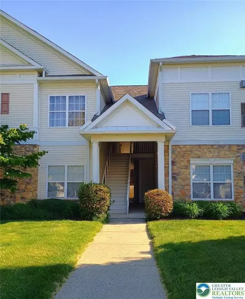 329 Waterford Ter, Williams Twp, PA 18042