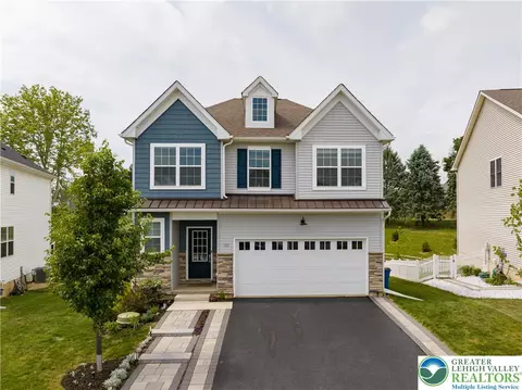 308 Bendelow Ln, Northampton, PA 18067