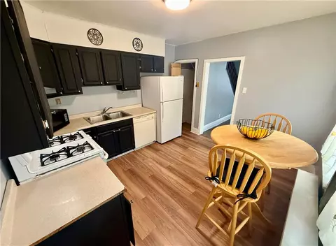 Kitchen - 1401 E 5th St, Bethlehem, PA 18015 photo 2 of 3
