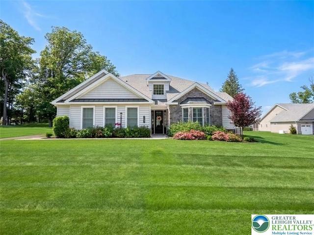 7733 Valor Dr, Coopersburg, PA 18036