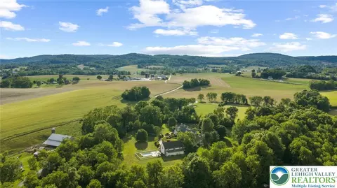 415 Hunter Rd, Oley, PA 19547 photo 37