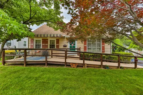 2883 South St, Allentown, PA 18103