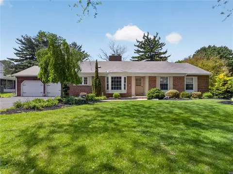 1148 Clearwood Dr, Allentown, PA 18103