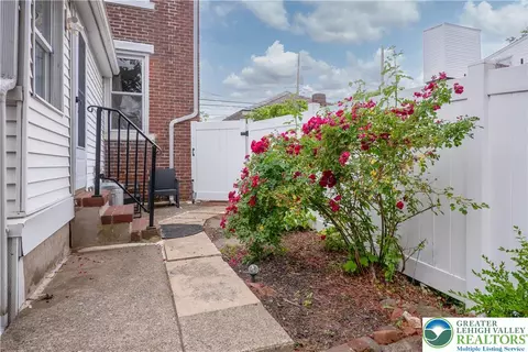 111 E Garrison St, Bethlehem, PA 18018 photo 24