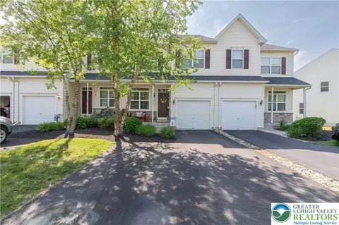 923 King Way, Breinigsville, PA 18031