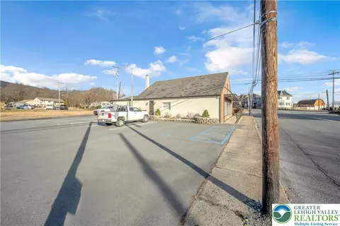 Exterior - 67 Park Ave, Wind Gap, PA 18091 photo 3 of 5