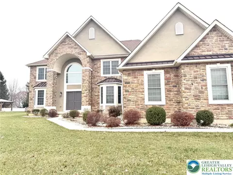 37 Saddle Ln, Palmer Township, PA 18045