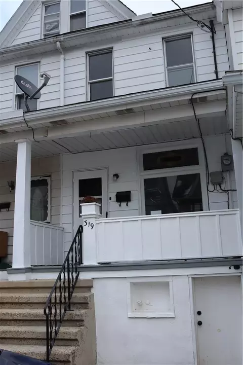 319 Columbia St, Tamaqua, PA 18252
