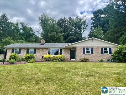 6278 Glen Rd, Coopersburg, PA 18036