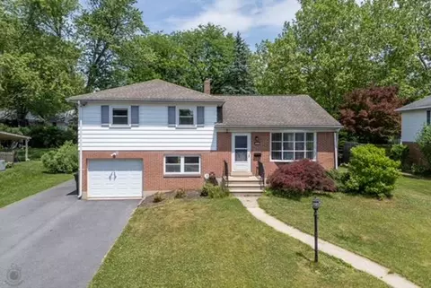 2439 W Congress St, Allentown, PA 18104
