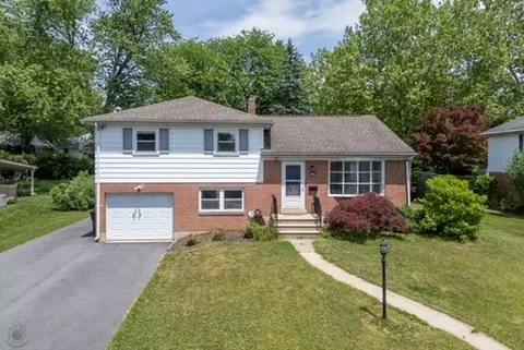 2439 W Congress St, Allentown, PA 18104