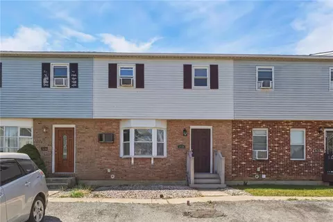 5634 Kart Dr, Allentown, PA 18106