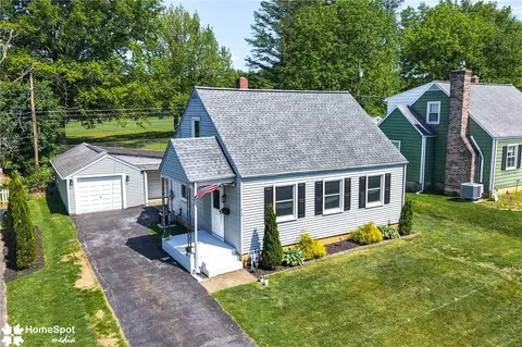 View/Area - 415 Willow Rd, Hellertown, PA 18055 photo 1 of 3