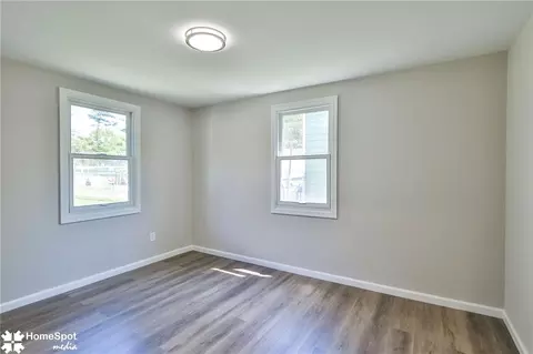 Bedroom - 415 Willow Rd, Hellertown, PA 18055 photo 2 of 3