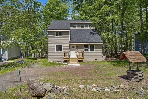 8592 Periwinkle Dr, Coolbaugh Twp, PA 18466
