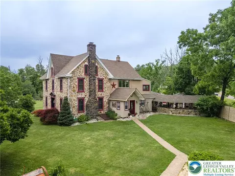 2485 Hieter Rd, Quakertown, PA 18951