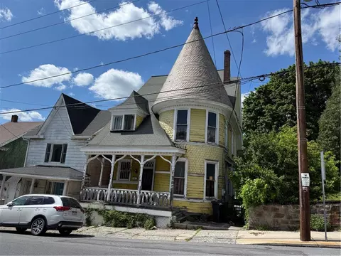 243 E Patterson St, Lansford, PA 18232