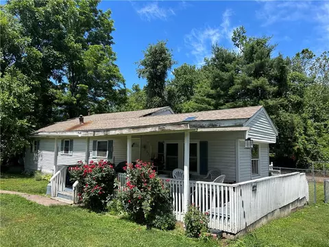 625 Slateford Rd, Mount Bethel, PA 18343