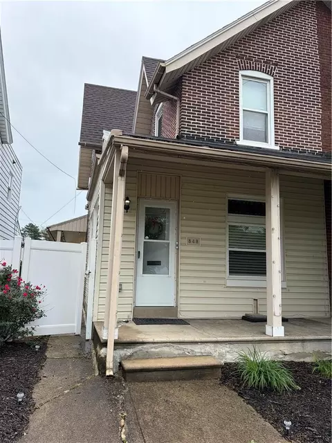 848 Saint John St, Allentown, PA 18103