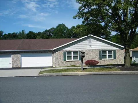 4120 Champagne, Emmaus, PA 18049