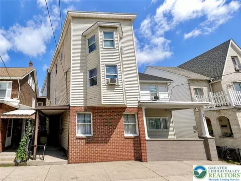 221 E Bertsch St, Lansford, PA 18232