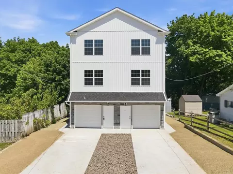 453 S Walnut St, Slatington, PA 18080