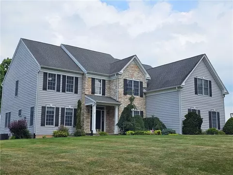 115 Fox Run, Williams Twp, PA 18042