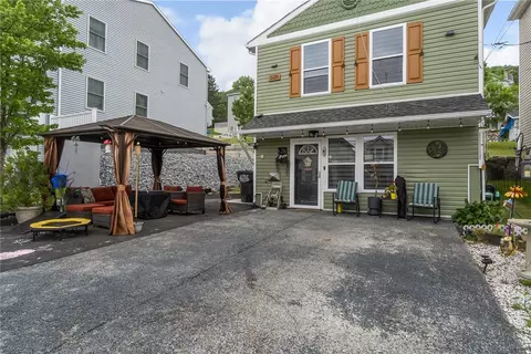 Exterior - 626 William St, Bethlehem, PA 18015 photo 2 of 4