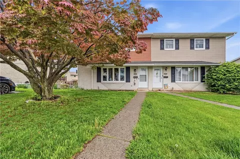 253 30th St, Northampton, PA 18067