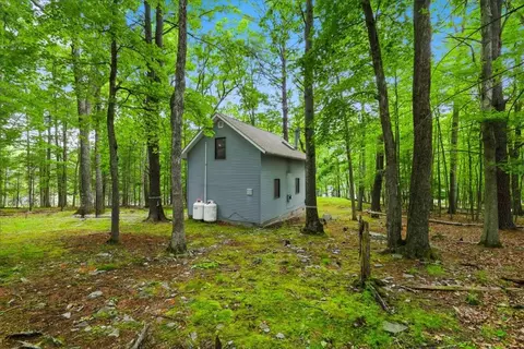 Exterior - 180 E Shore Dr, Dingmans Ferry, PA 18328 photo 3 of 5