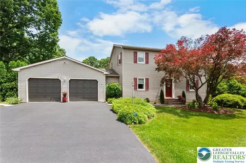 222 S Franklin St, Pen Argyl, PA 18072