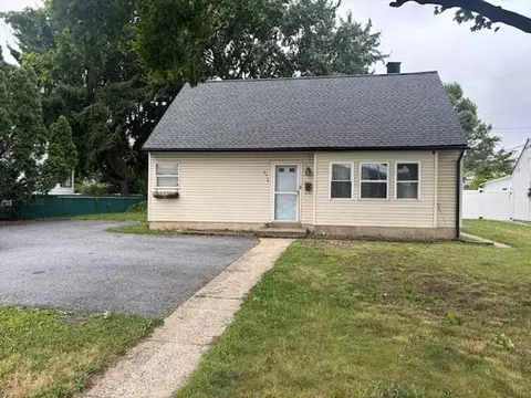 2918 Lehigh St, Allentown, PA 18103