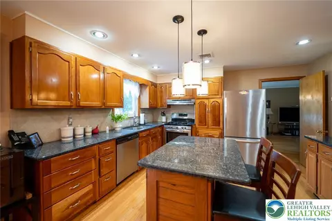 Kitchen - 310 Ridge Rd, Phillipsburg, NJ 08865 photo 3 of 5