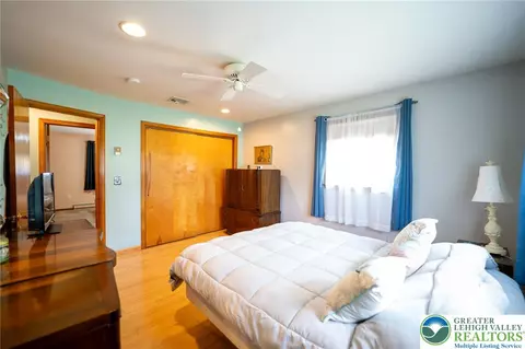 Bedroom - 310 Ridge Rd, Phillipsburg, NJ 08865 photo 5 of 5