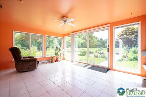Exterior - 310 Ridge Rd, Phillipsburg, NJ 08865 photo 13 of 14