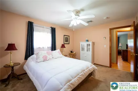 Bedroom - 310 Ridge Rd, Phillipsburg, NJ 08865 photo 3 of 5