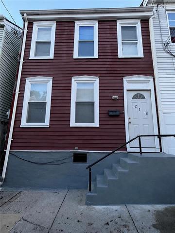 218 N Hall, Allentown, PA 18102