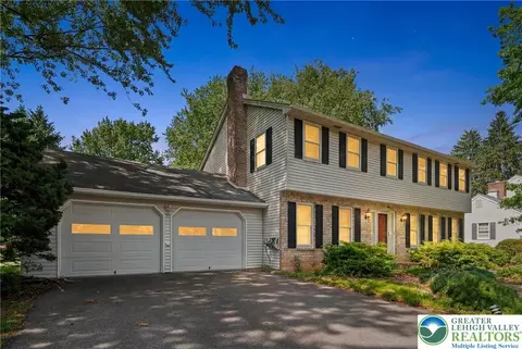 Exterior - 613 E Macada Rd, Bethlehem, PA 18017 photo 10 of 11