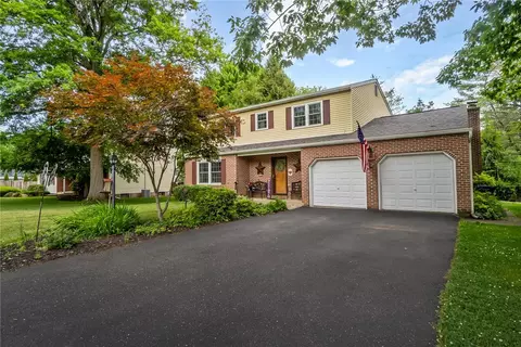 2042 Hilltop Rd, Bethlehem, PA 18015