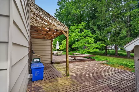 Exterior - 765 E Macada Rd, Bethlehem, PA 18017 photo 5 of 10