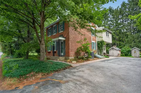 765 E Macada Rd, Bethlehem, PA 18017