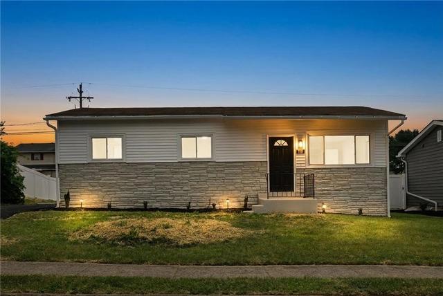 705 Faith Dr, Catasauqua, PA 18032