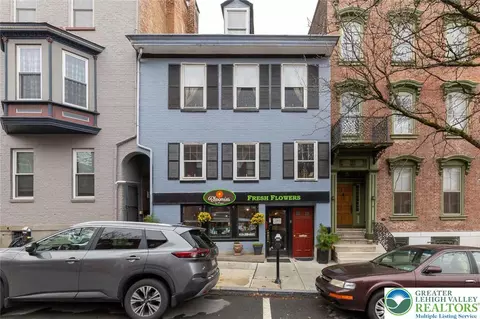 21 N 2nd St, Easton, PA 18042