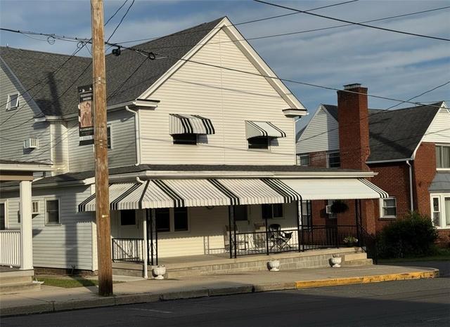 137 N 3rd St, Lehighton, PA 18235